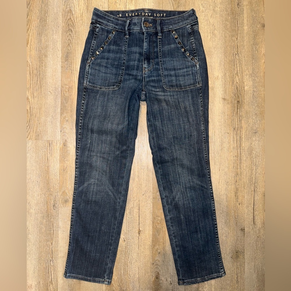 WHBM Everyday Soft Straight Crop High-Rise Studded Indigo Stretch Jean, Size 0